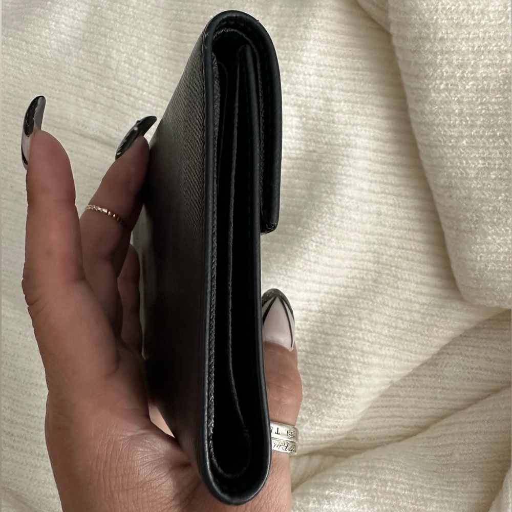Authentic Prada wallet - Picture 10 of 11